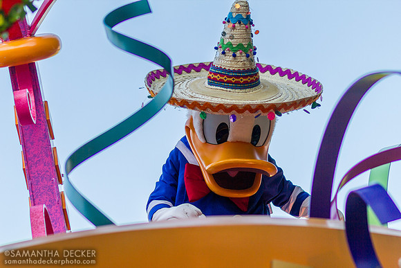 Donald Duck, Mickey's Soundsational Parade, Disneyland Park