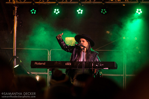 Madison VanDenburg Performs in Saratoga