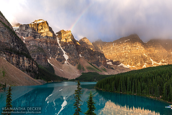 Dramatic Moraine Lake