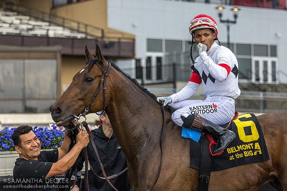 Durante wins the 2026 Grade III John A. Nerud Stakes, 2026