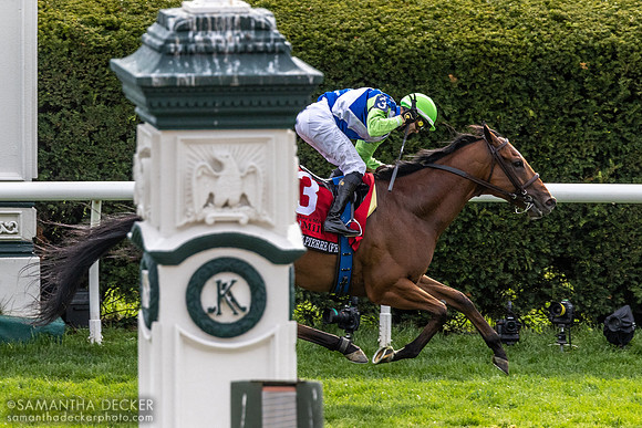 Chez Pierre (FR) wins the G1 Maker's Mark Mile with Flavien Prat onboard at Keeneland, 2023