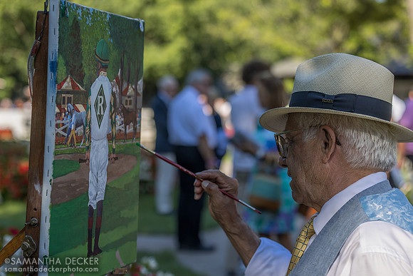 Nick Martinez painting in the paddock