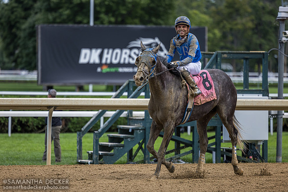 Ski Country wins R9