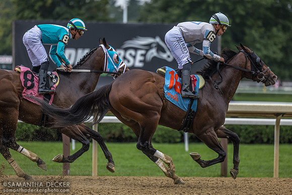 Tommy Two Socks wins R4