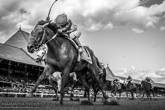 Locally-owned filly Vallelujah wins her first race at Saratoga with Jacqueline Davis up, 2022