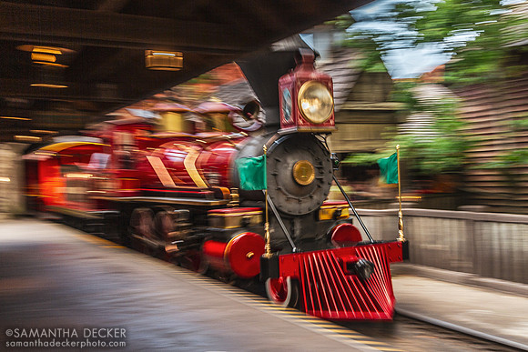 Walt Disney World Railroad, Magic Kingdom