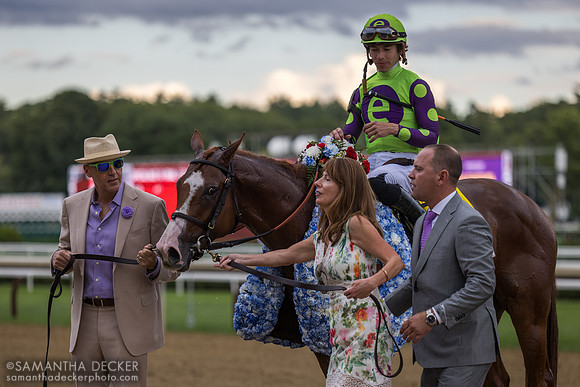 Carl Spackler wins the Fourstardave H.