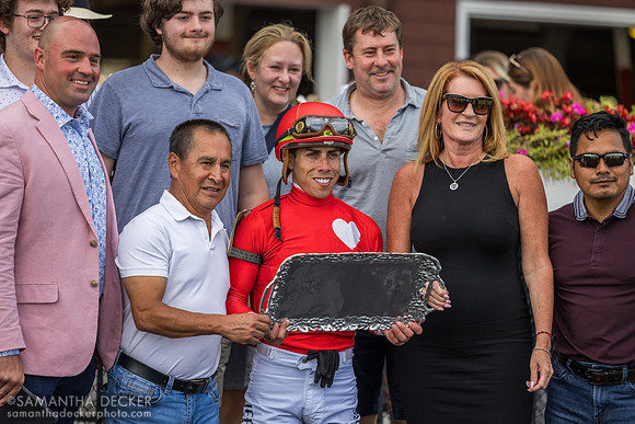Halina's Forte wins the Galway S.