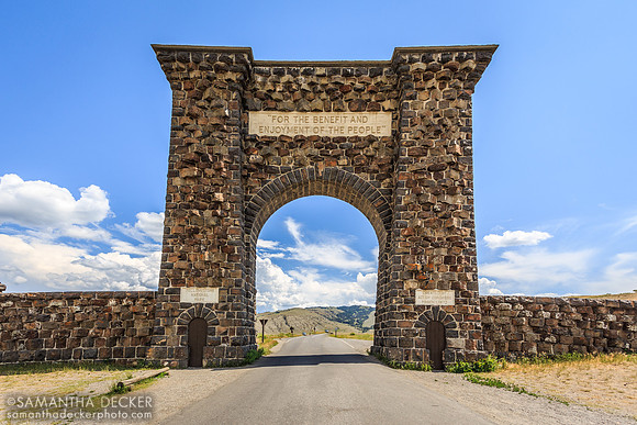 Roosevelt Arch, Yellowstone National Park, Wyoming