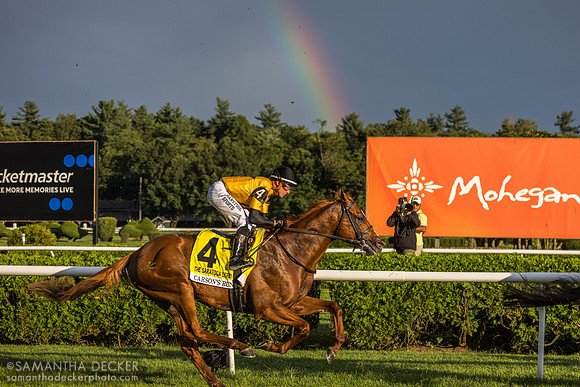 Carson's Run wins the Saratoga Derby - wider crop