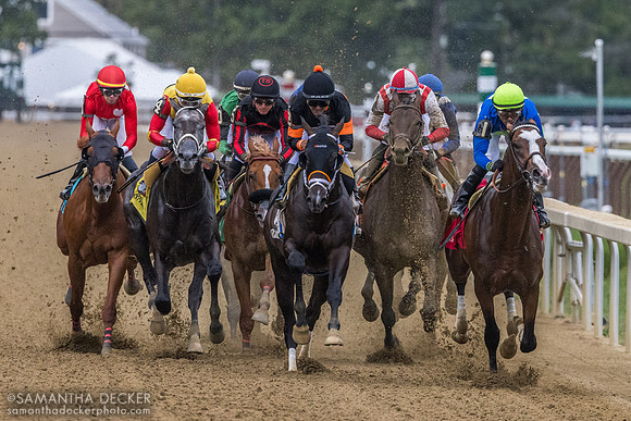 Down the backstretch in R8