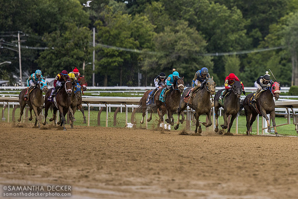 Down the stretch in R9