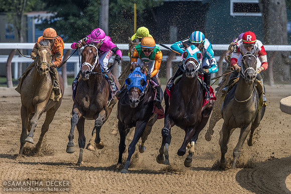 Game Warden wins R5