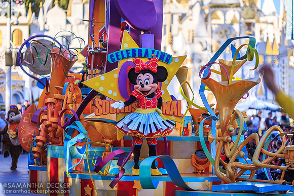 Minnie in the Soundsational Parade, Disneyland, CA