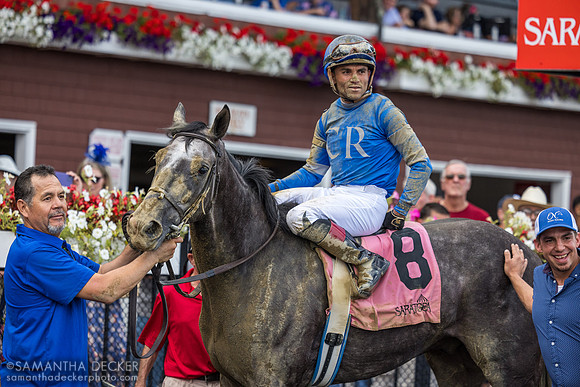 Ski Country wins R9