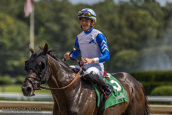 Papiamento, winner of R6