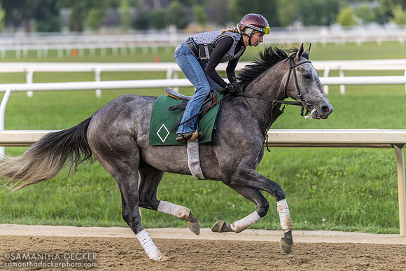 Brittany Troxtell rides Batten Down