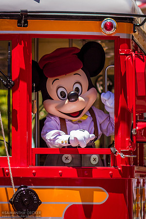 Mickey Mouse on Buena Vista Street, Disney's California Adventure