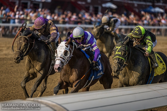 Three way photo finish in R8