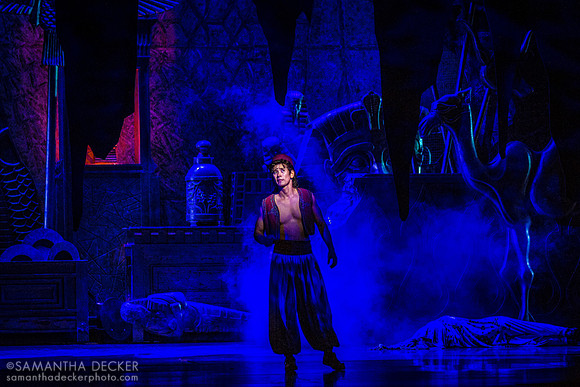 Aladdin Finds the Lamp, Disney's Aladdin:  A Musical Spectacular, Hyperion Theater, Disney's California Adventure