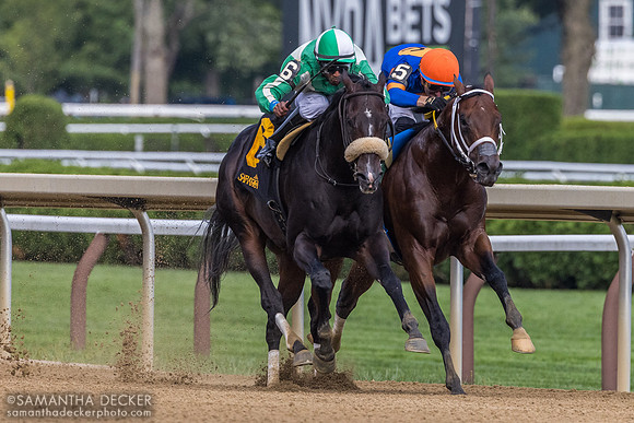 Mariachi wins R9