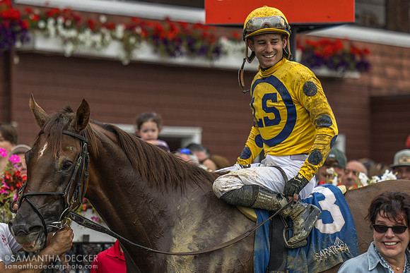 Bank Frenzy wins the Evan Shipman H.