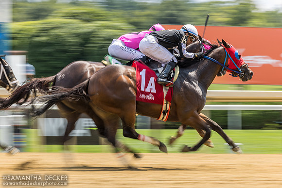 Top Gunner w/Manny Franco win R3