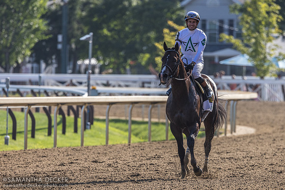 Mullikin wins the Forego